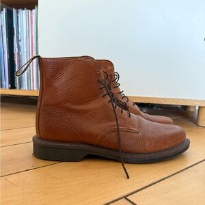 Dr. Martens Eldritch Butterscotch Leather Boots Classic Design